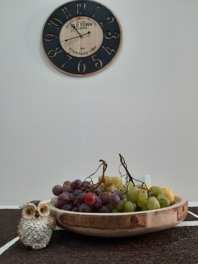 Two Face Apartment Syracuse ภายนอก รูปภาพ